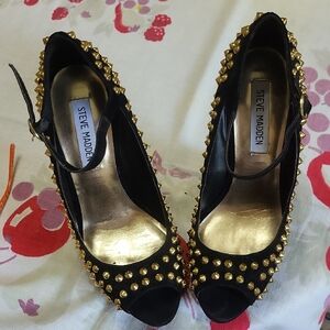 Steve Madden Gammblee Gold Studded Heels